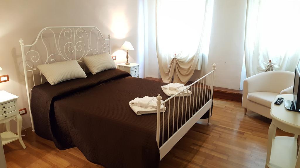 Maison Sara Firenze Bagian luar foto